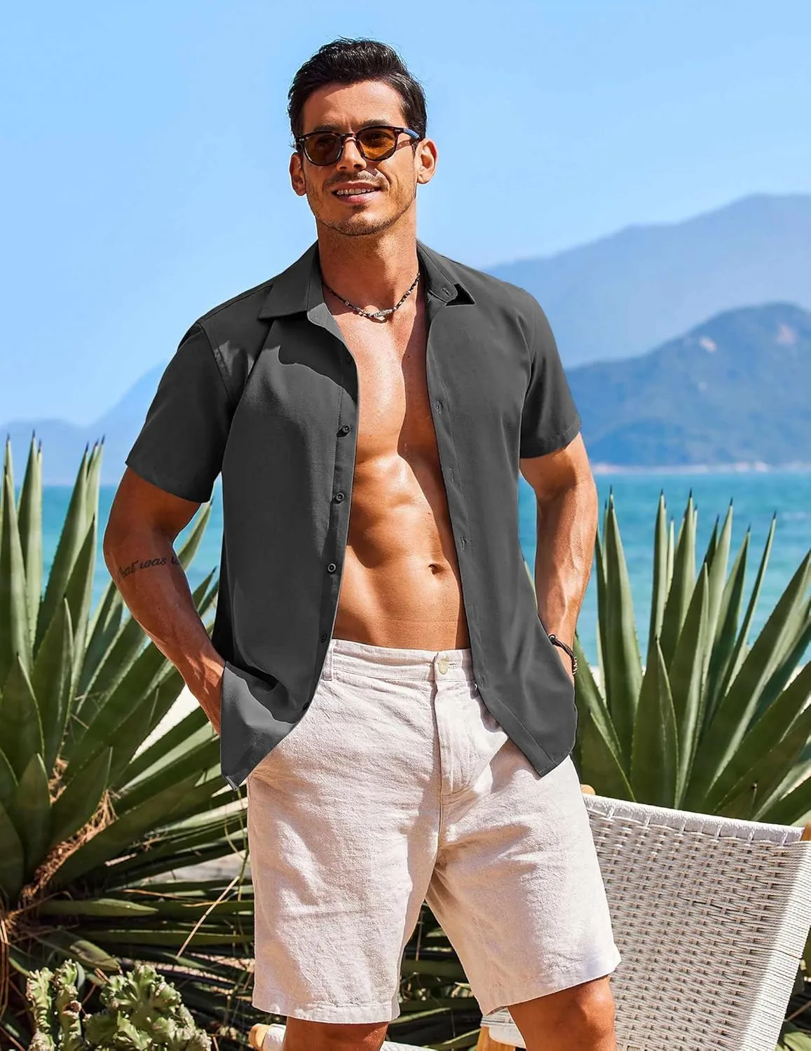 COOFANDY Mens Casual Short Sleeve Button Down Shirts Summer Untucked Wrinkle Free Shirts
