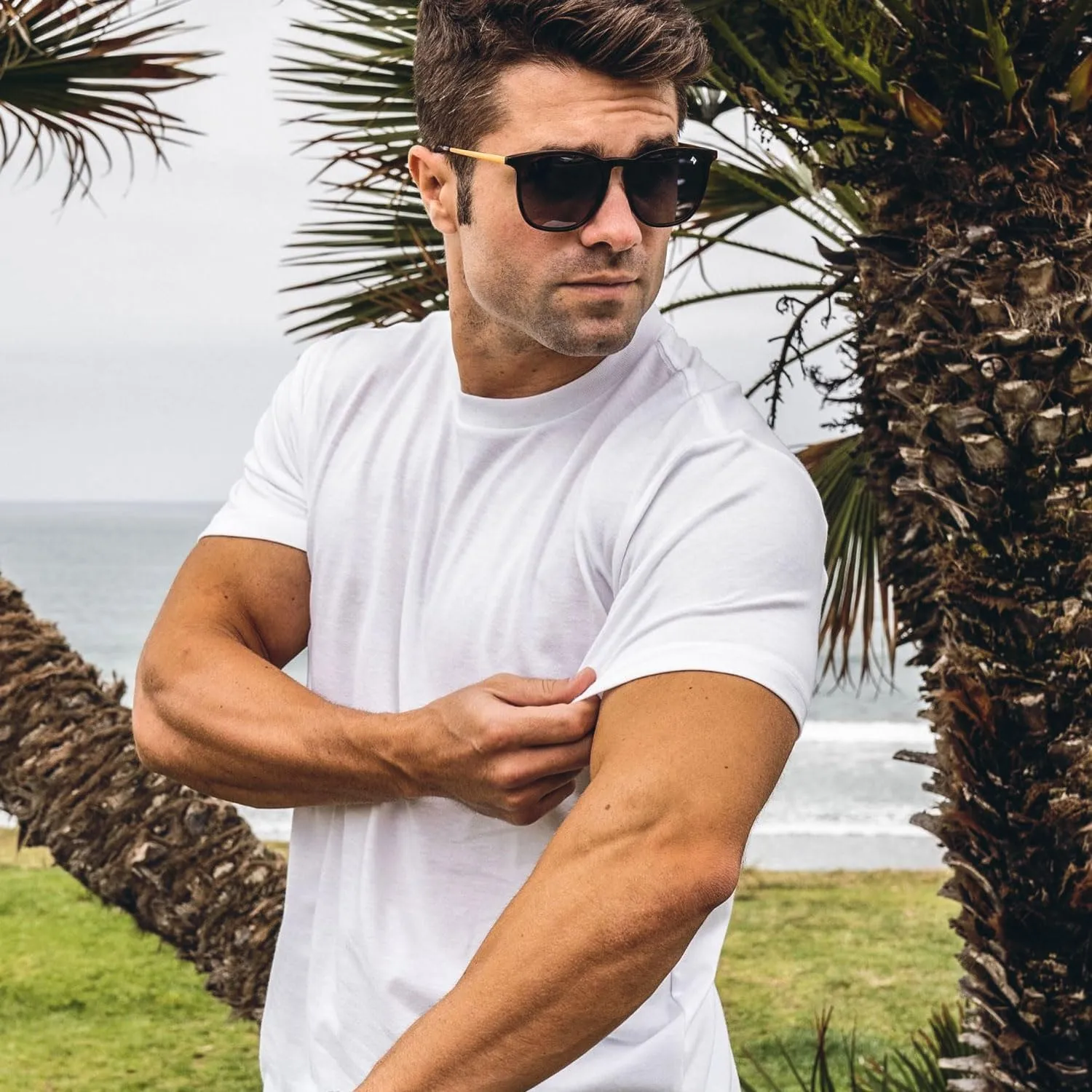 Fresh Clean Threads Crew Neck T-Shirt - Pre Shrunk Soft Fitted Premium Tee - Mens T- Cotton Poly