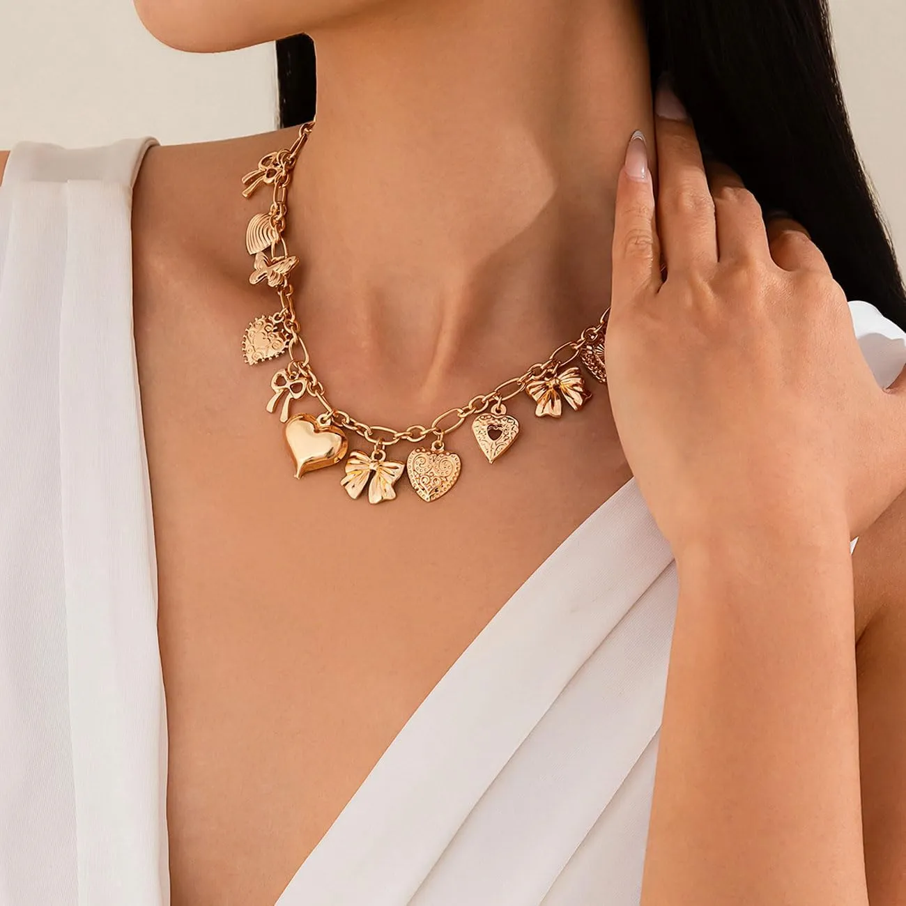 Gold Charm Necklace for Women Gold shell Pearl paperclip Choker necklaces Summer Beach Necklace Boho Charm Jewelry