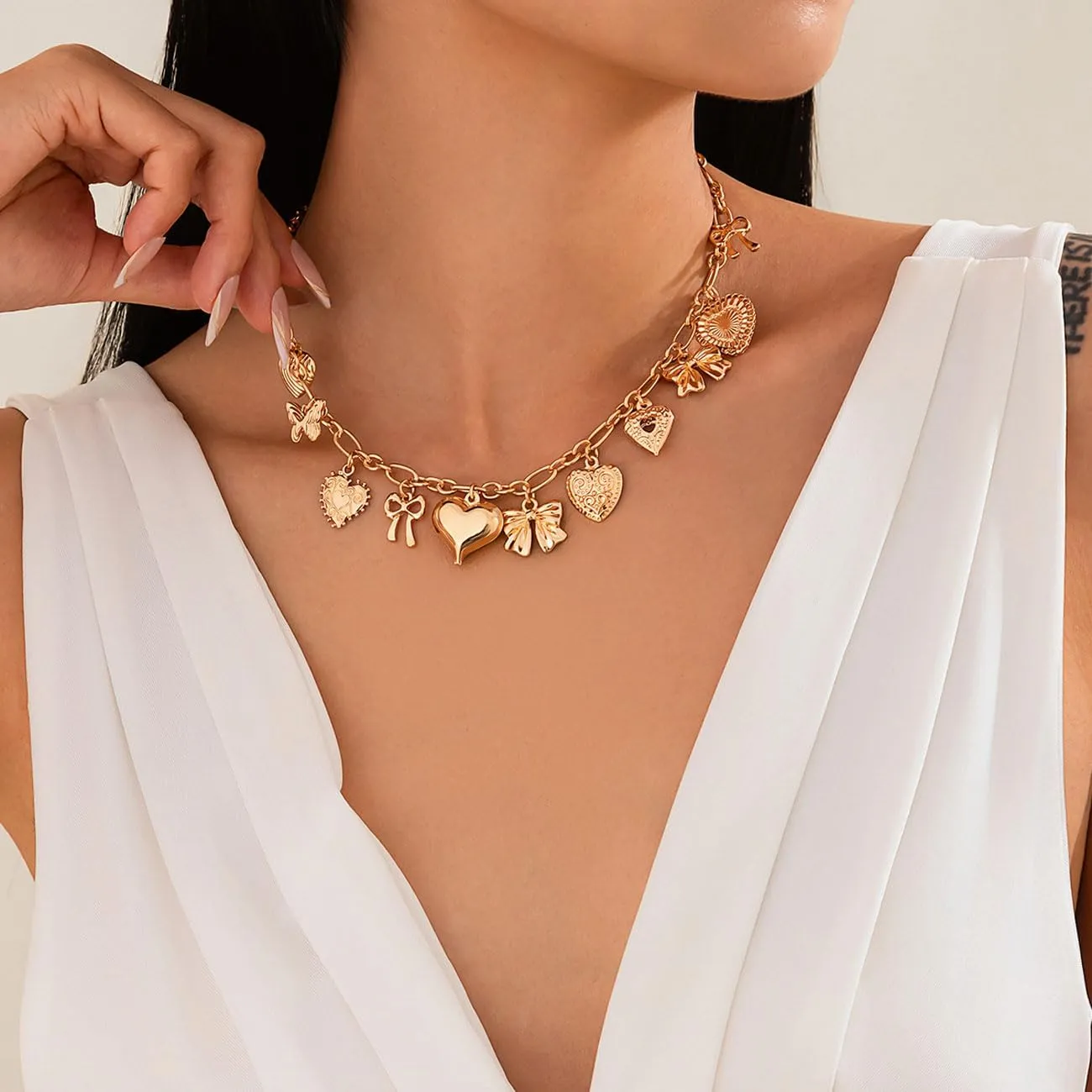 Gold Charm Necklace for Women Gold shell Pearl paperclip Choker necklaces Summer Beach Necklace Boho Charm Jewelry