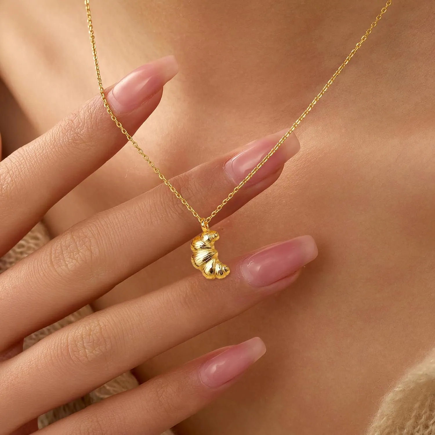 Gold Plated Croissant Charm Necklace for Women Men S925 Sterling Silver Solid Pendent Chain Necklace Minimalist Italian Horn Chocker Necklace Charm Birthday Jewelry for Mom Daughter Graduation Gifts