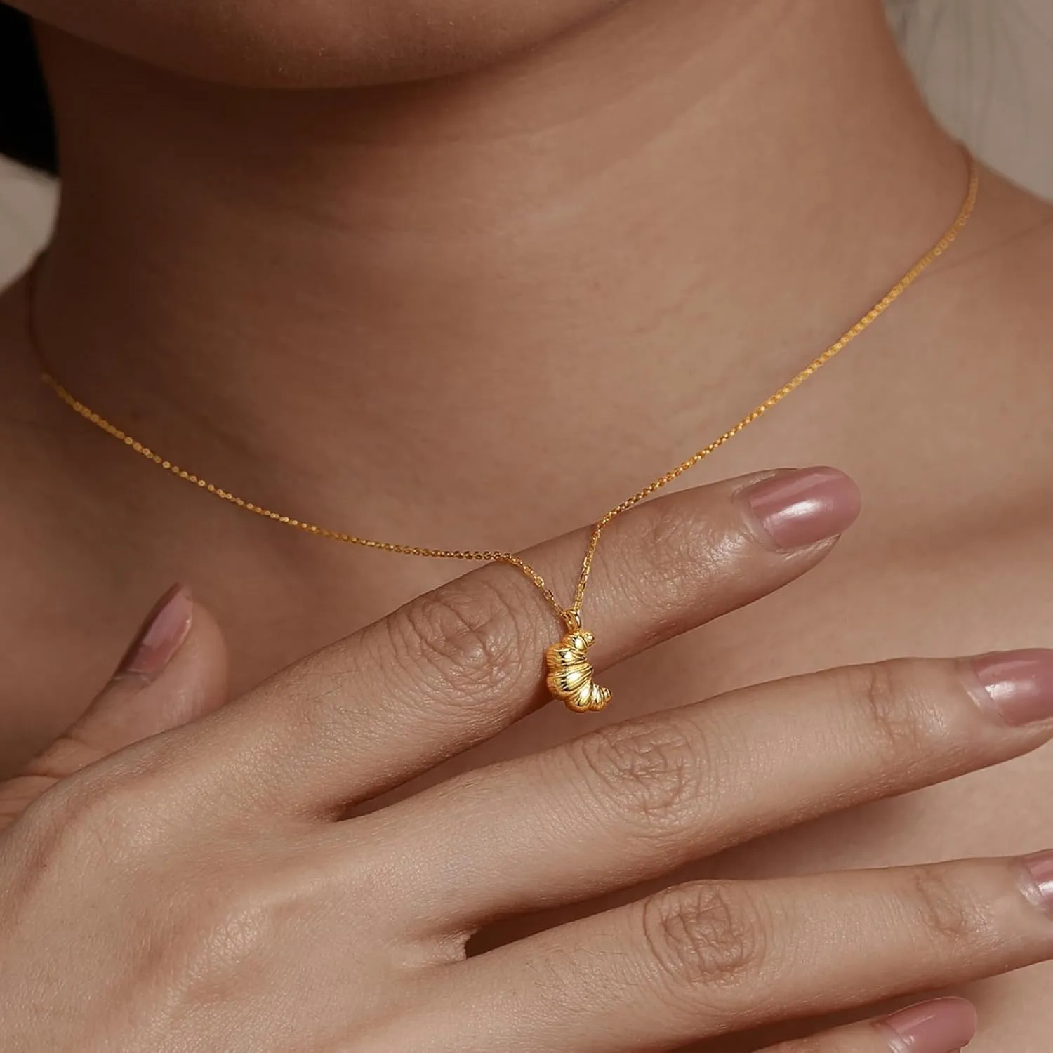 Gold Plated Croissant Charm Necklace for Women Men S925 Sterling Silver Solid Pendent Chain Necklace Minimalist Italian Horn Chocker Necklace Charm Birthday Jewelry for Mom Daughter Graduation Gifts