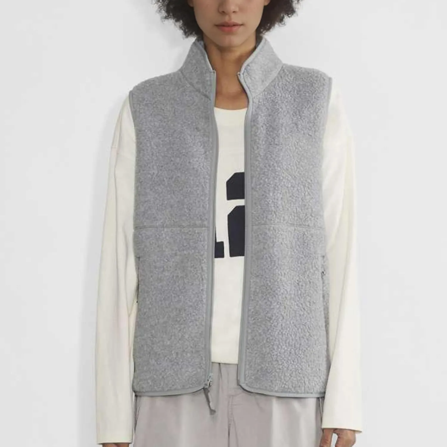 Hixiaohe Sherpa Fleece Vest for Women Trendy Warm Sleeveless Vests Jacket Lightweight Zip Coats with Pockets Fall Outerwear
