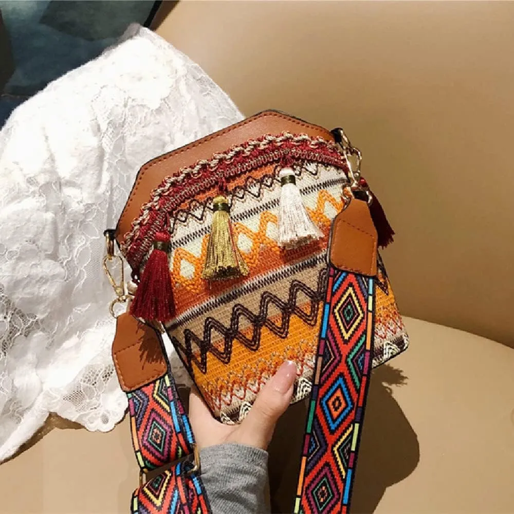 IAMUHI Lovely Small Straw Bucket Phone Purse Handwoven Bohemian Fringed Crossbody Beach Bag Mini Hobo Handbag for Women