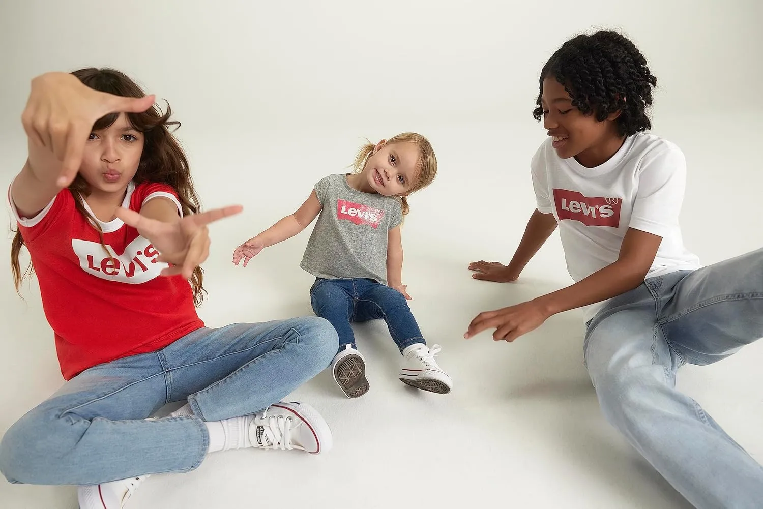Levi's Girls' Classic Batwing T-Shirt