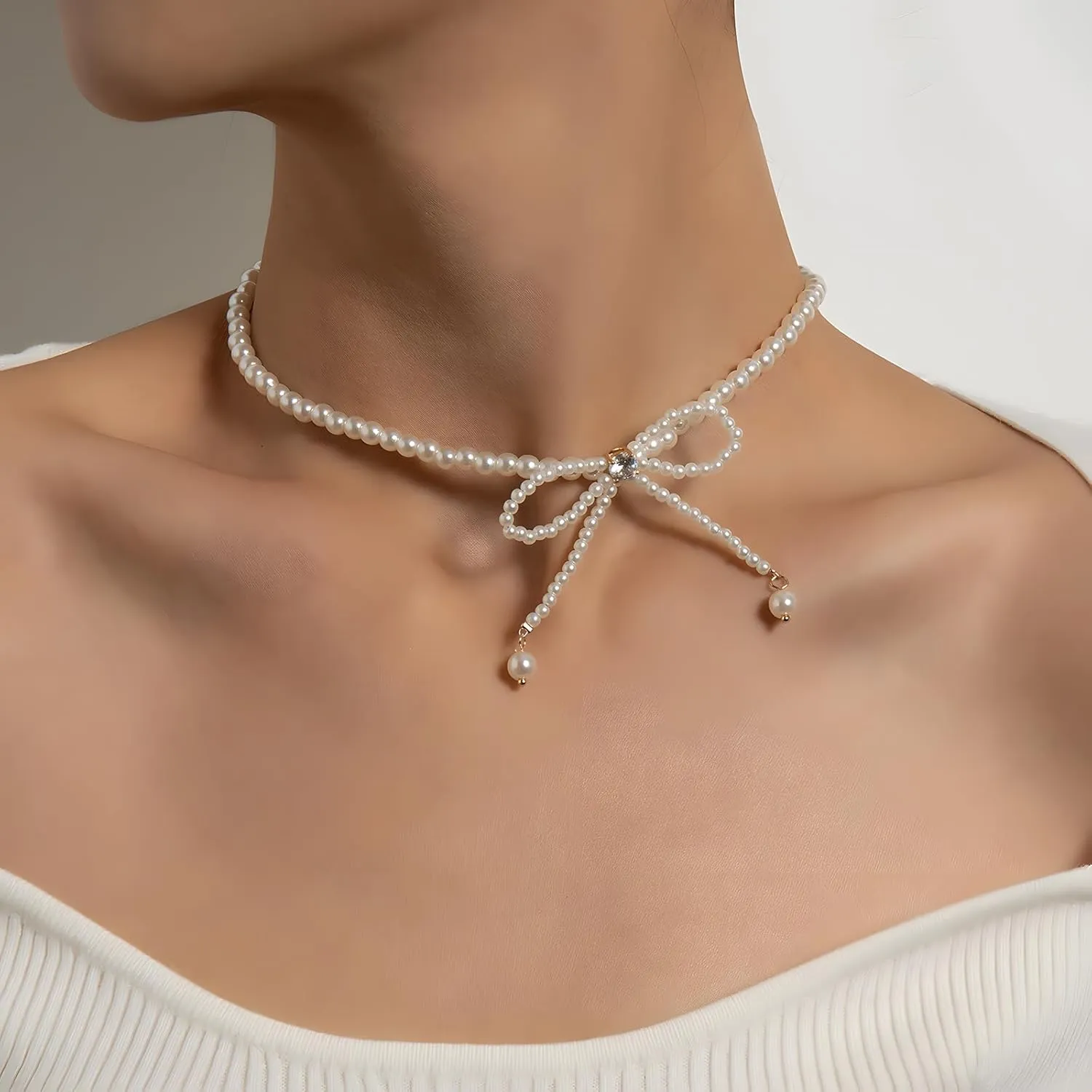Pearl Bow Necklace for Women Boho Beaded Bow Choker Bowknot Choker Pendant Necklace Coquette Necklaces Prom Party Bar Accessories