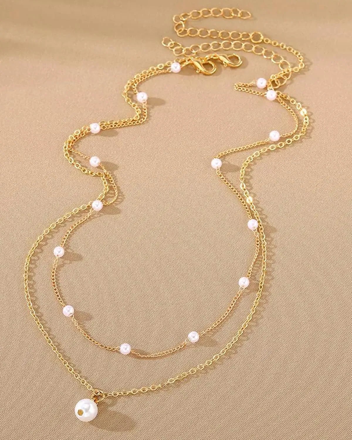 Pearl Necklaces for Women 14k Gold Plated Layered Pearl Necklaces Dainty Pearl Pendant Necklace Freshwater Pearls Choker Necklace Wedding Pearl Necklaces Pearl Jewelry Gifts