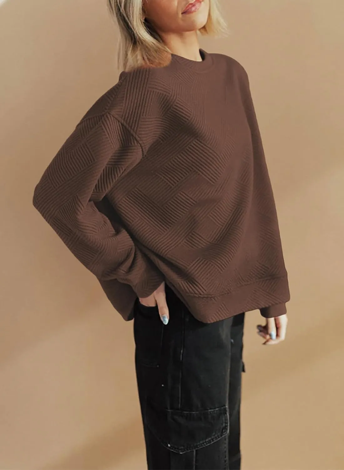 SHEWIN Womens Oversized Sweatshirt Fall Fashion 2024 Long Sleeve Tops Casual Crewneck Sweatshirts with Pockets