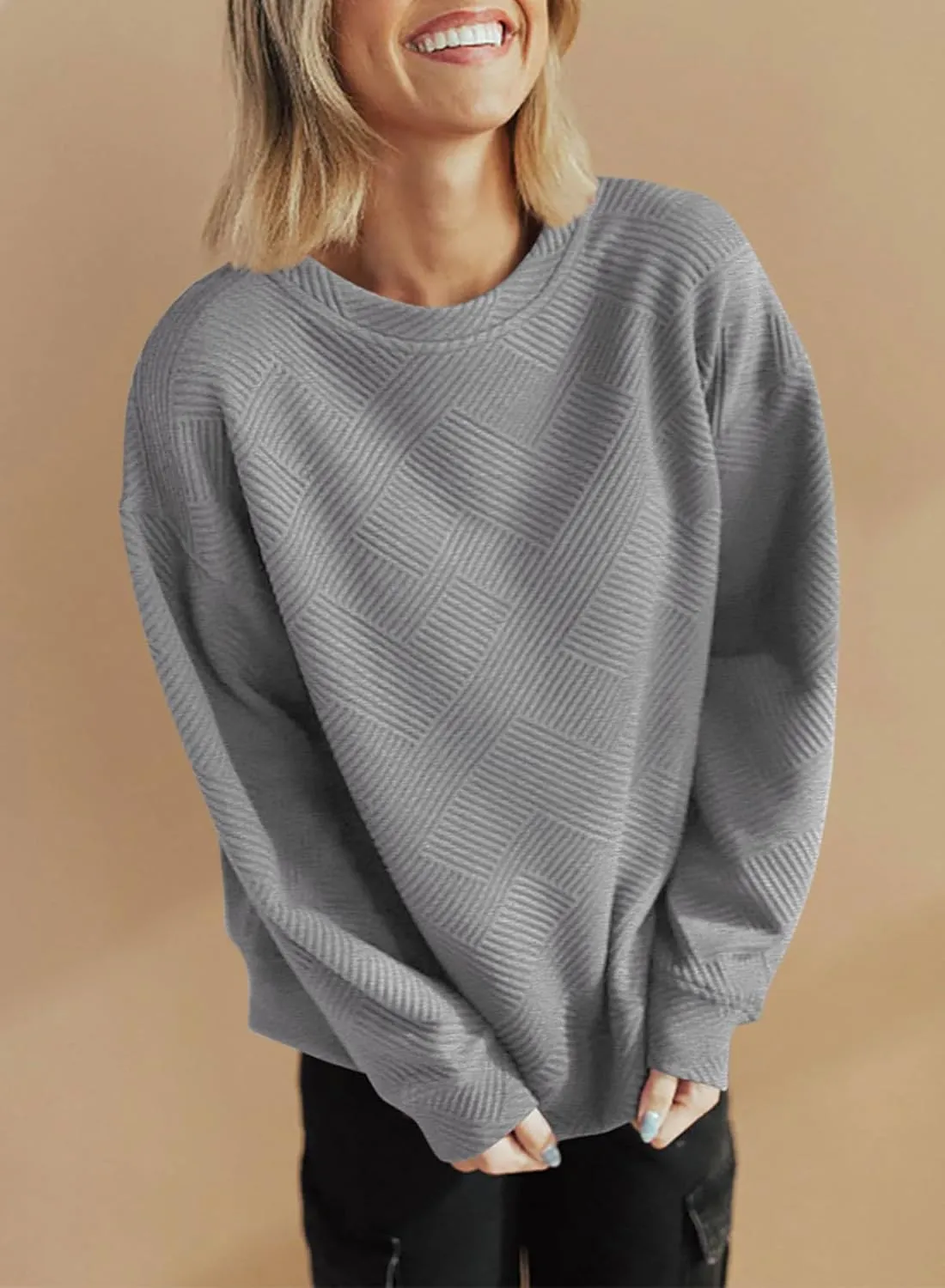 SHEWIN Womens Oversized Sweatshirt Fall Fashion 2024 Long Sleeve Tops Casual Crewneck Sweatshirts with Pockets