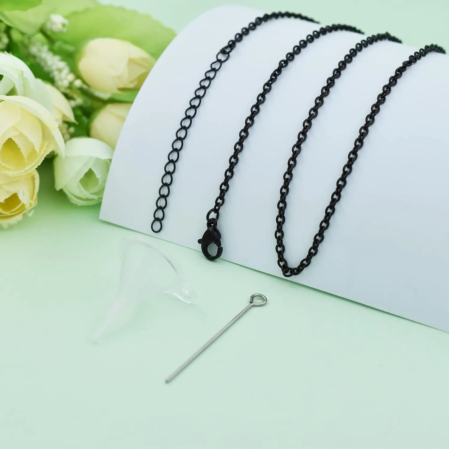 Square Crystal Bar Cremation Urn Necklace Holder for Ashes Stainless Steel Ashes Memorial Keepsake Cremation Jewelry Black Square Zircon Bar Memorial Pendant Necklace for Women Men