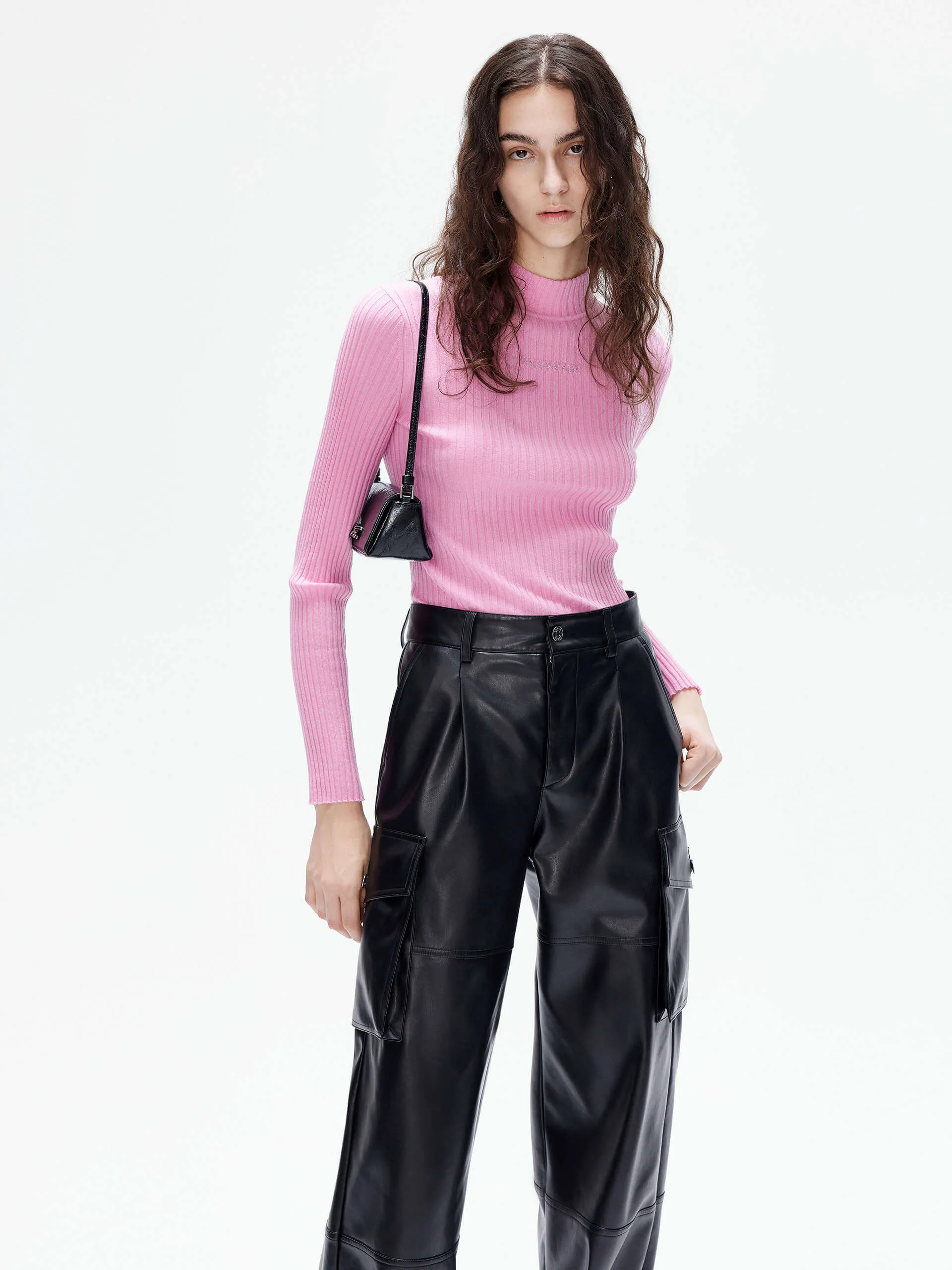 Turtleneck Ribbed Knitted Top