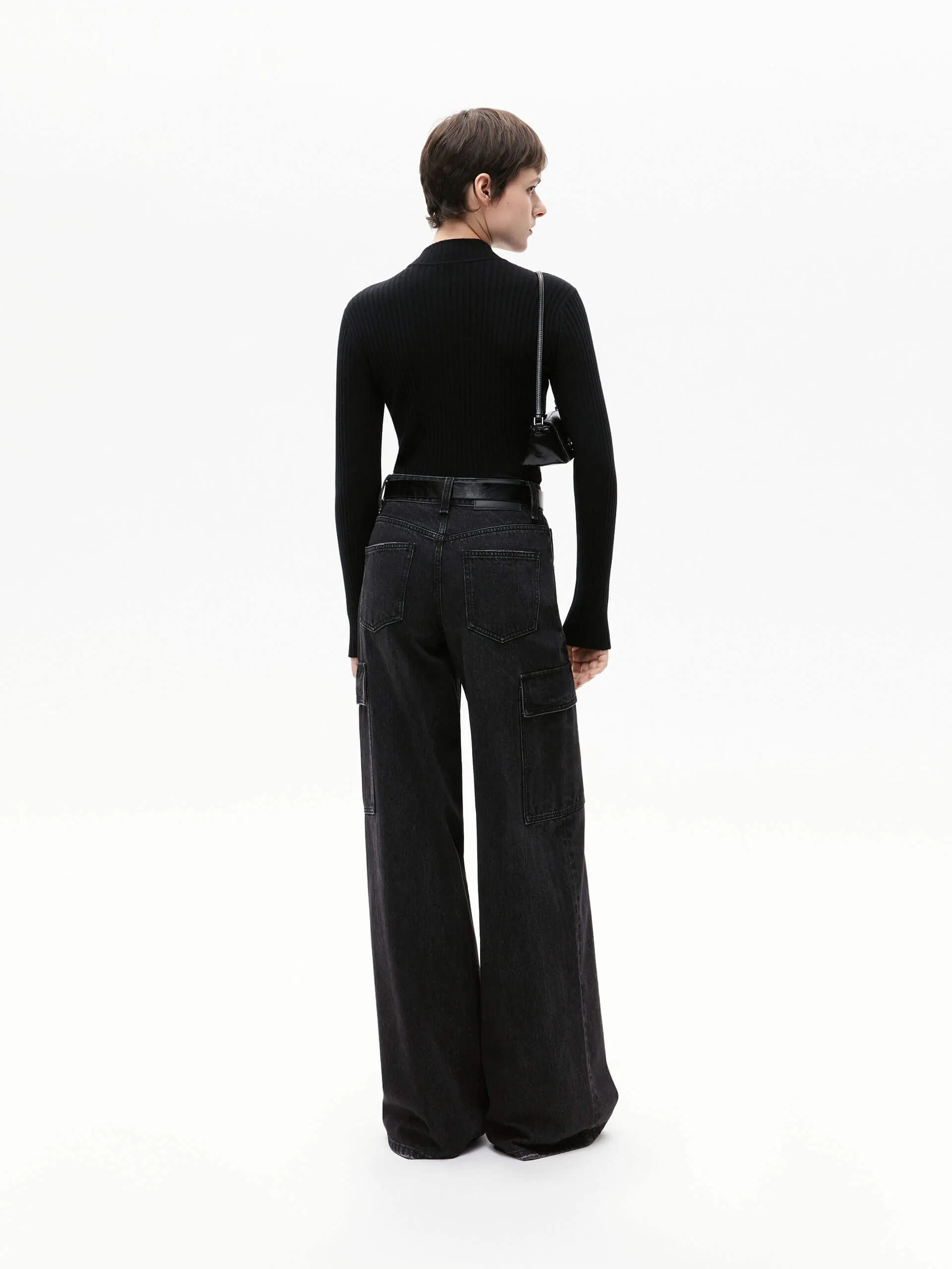 Turtleneck Ribbed Knitted Top