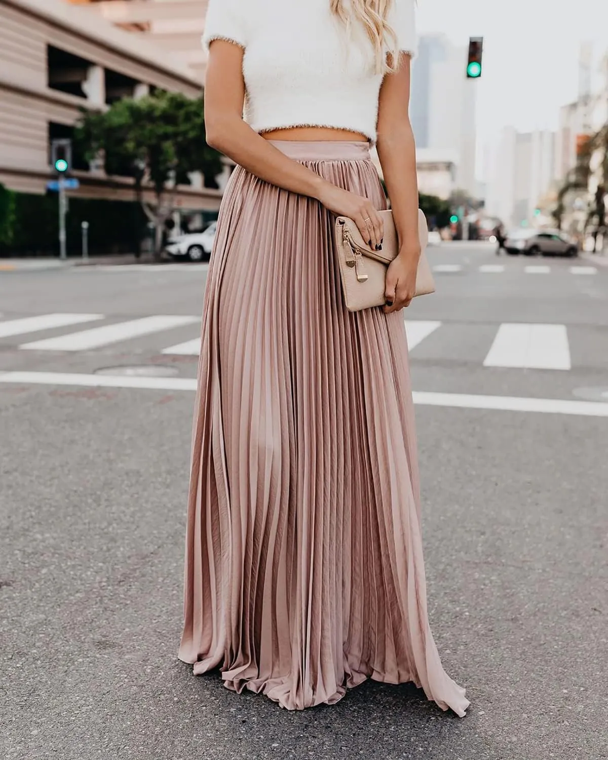 utcoco Women's Elegant Maxi Skirt High Waisted Pleated Chiffon Long Skirts for Women