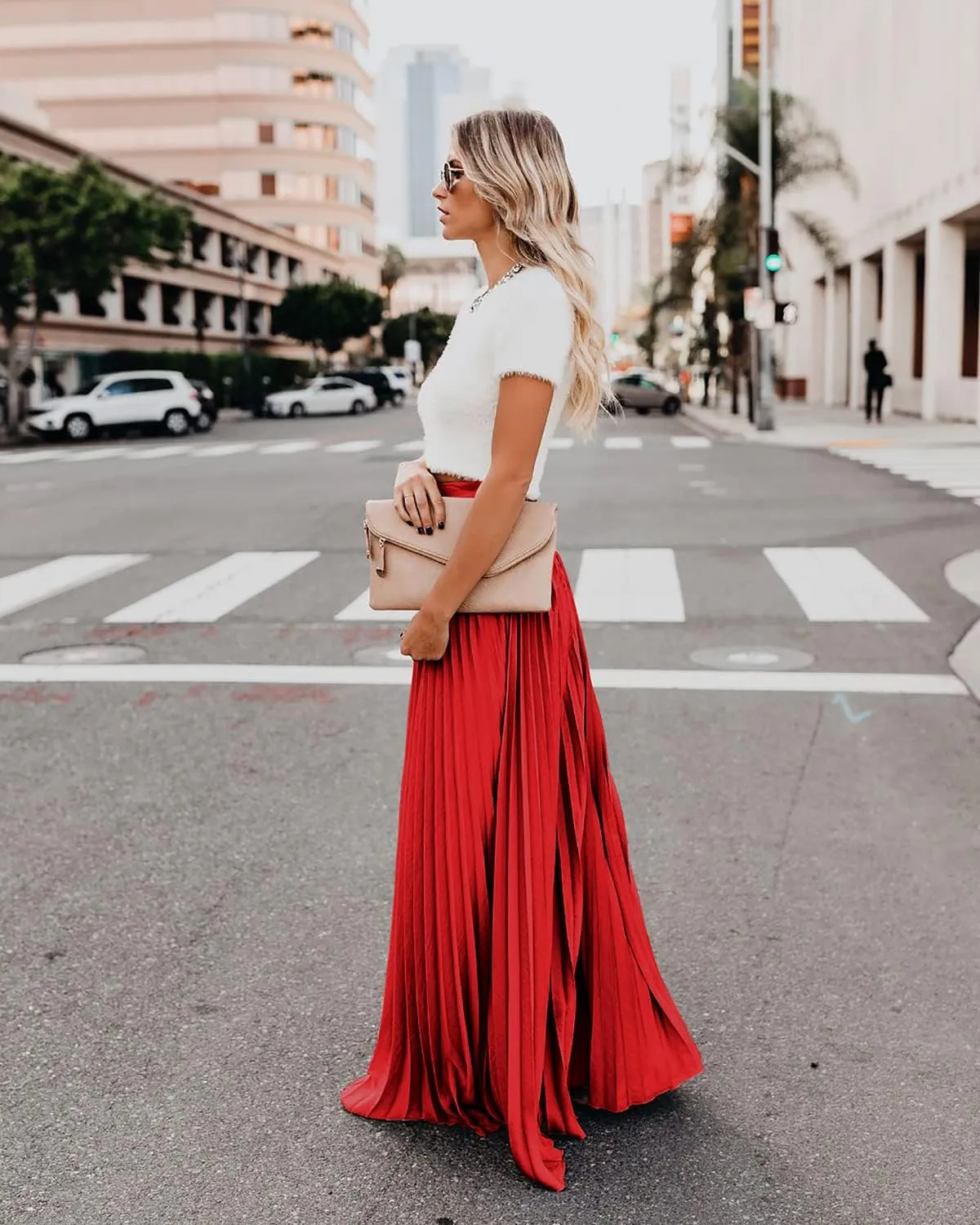 utcoco Women's Elegant Maxi Skirt High Waisted Pleated Chiffon Long Skirts for Women