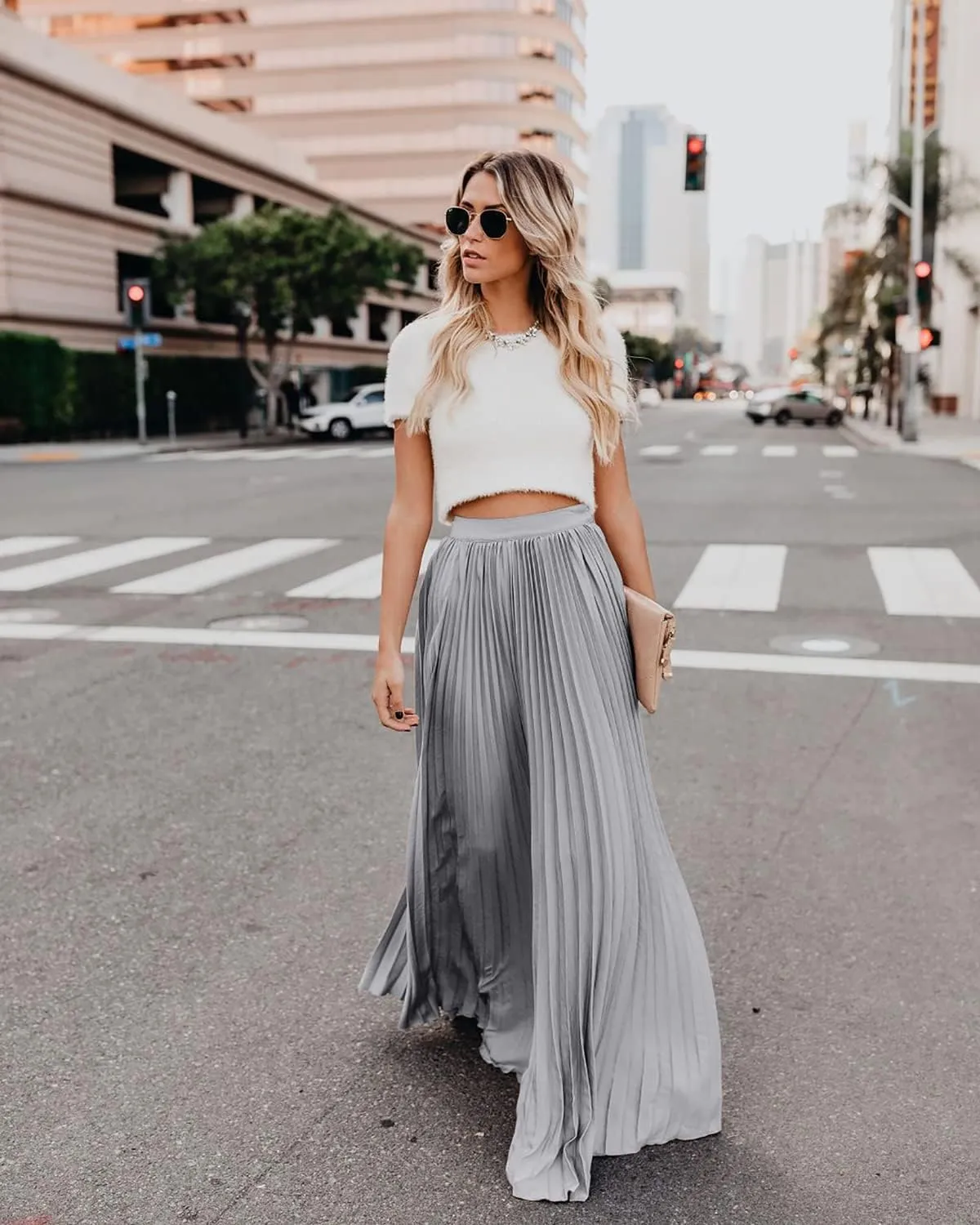 utcoco Women's Elegant Maxi Skirt High Waisted Pleated Chiffon Long Skirts for Women