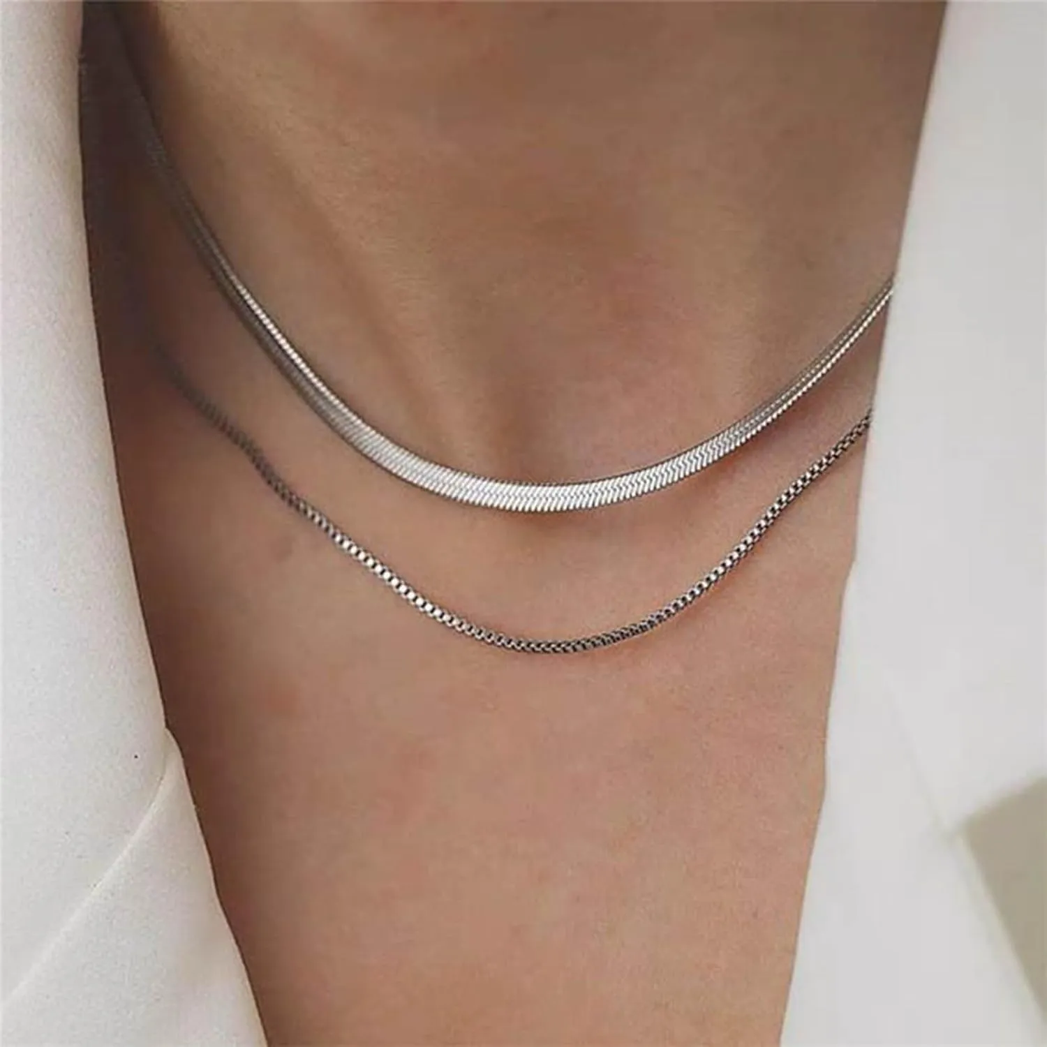 Vintage Layered Snake Chain Necklace Snake Chain Choker Necklace Herringbone Chain Necklace Gold Punk Link Chain Necklace Layering Chain for Women